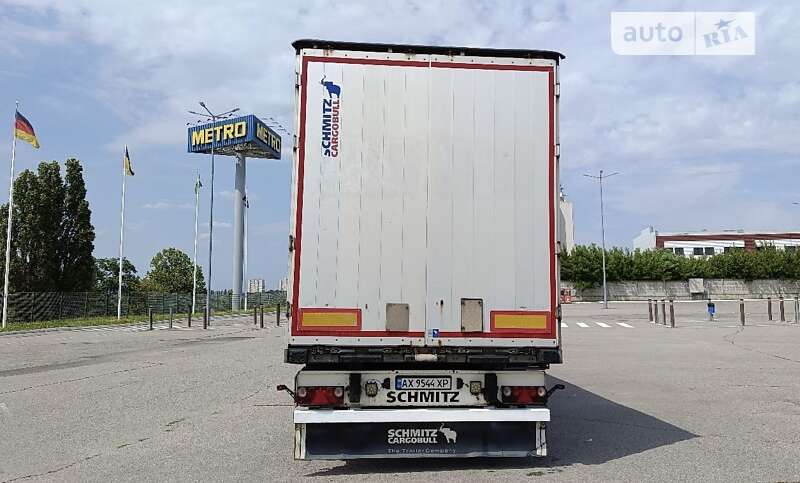 Бортовой полуприцеп Schmitz Cargobull S01 2008 в Харькове