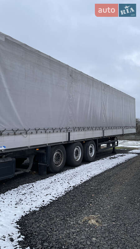 Бортовой полуприцеп Schmitz Cargobull S01 2008 в Луцке