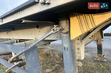 Бортовой полуприцеп Schmitz Cargobull S01 2008 в 
