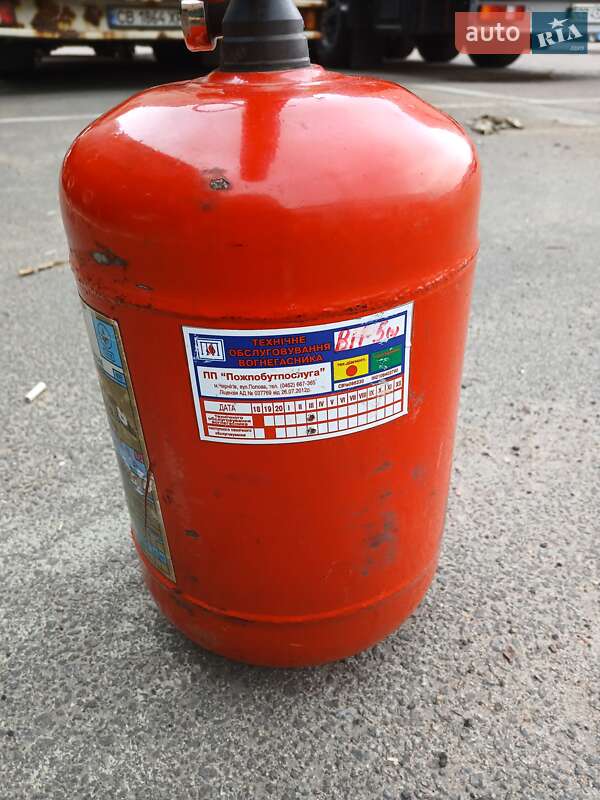 Бортовой полуприцеп Schmitz Cargobull S01 2010 в Чернигове