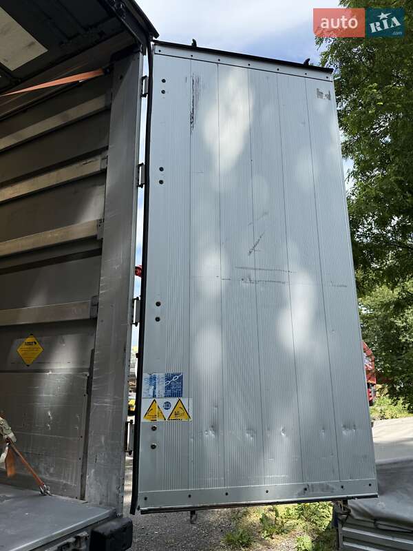 Тентованный борт (штора) - полуприцеп Schmitz Cargobull S01 2013 в Виннице фото 30 Тентованный борт (штора) - полуприцеп Schmitz Cargobull S01 2013 в Виннице