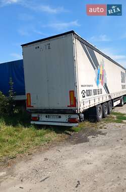 Бортовой полуприцеп Schmitz Cargobull S01 2007 в 