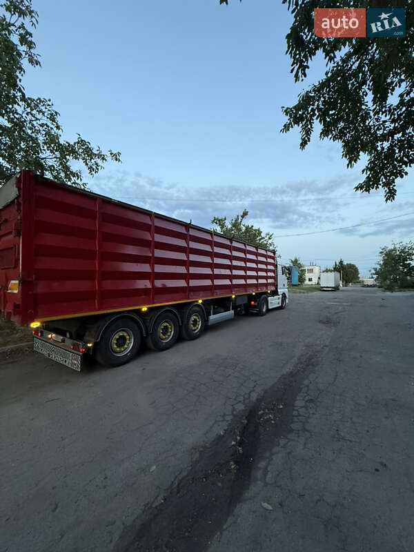Самоскид напівпричіп Schmitz Cargobull S01 2007 в Полтаві