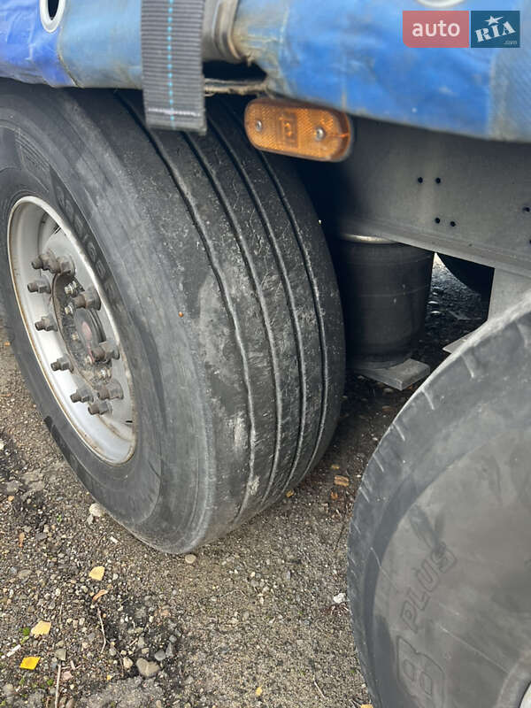 Тентований борт (штора) - напівпричіп Schmitz Cargobull S01 2011 в Зборові