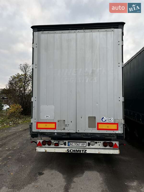 Платформа полуприцеп Schmitz Cargobull S01 2011 в Луцке