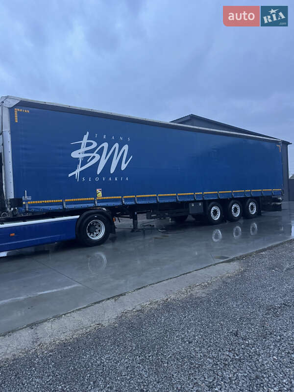 Тентований борт (штора) - напівпричіп Schmitz Cargobull S01 2011 в Рівному