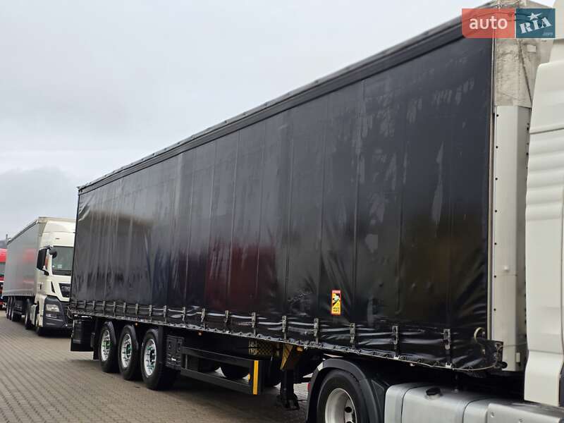 Тентований борт (штора) - напівпричіп Schmitz Cargobull S01 2007 в Рівному