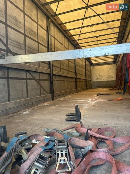 Тентованный борт (штора) - полуприцеп Schmitz Cargobull S01 2008 в Ковеле