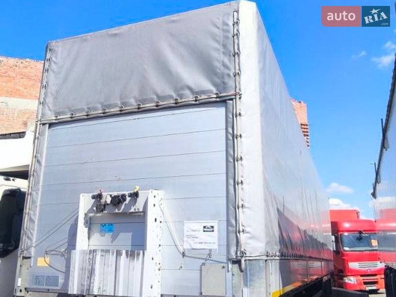 Schmitz Cargobull S01 2012