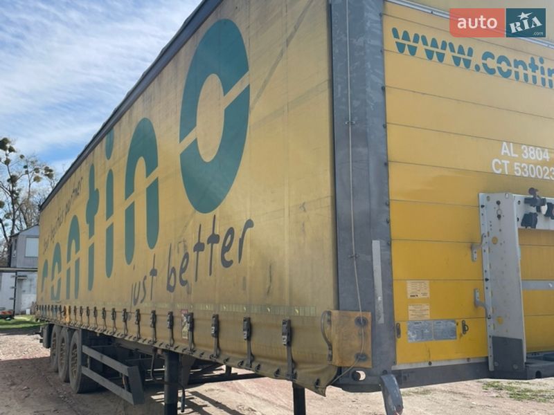 Schmitz Cargobull S01 2013