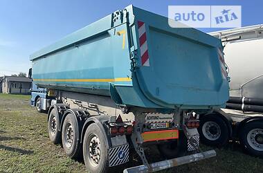 Самоскид напівпричіп Schmitz Cargobull S3 2015 в Чернівцях
