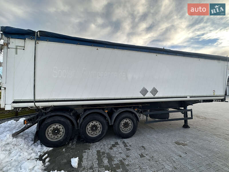Зерновоз - причіп Schmitz Cargobull S3 2015 в Теребовлі