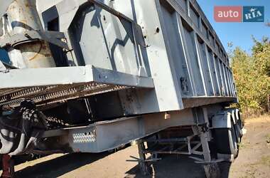 Самосвал полуприцеп Schmitz Cargobull S3 1994 в 
