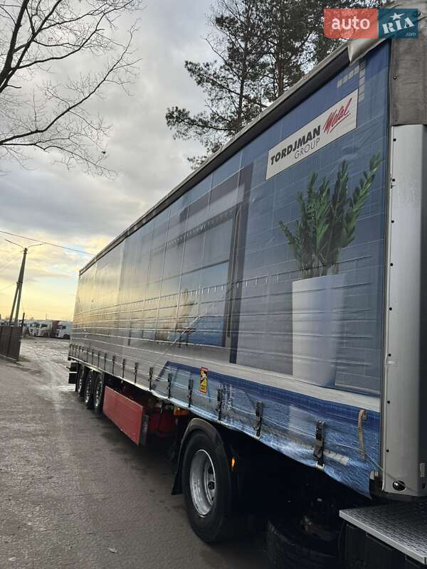 Тентований борт (штора) - напівпричіп Schmitz Cargobull S3 2008 в Львові