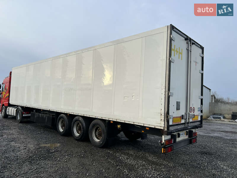 Изотермическая будка Schmitz Cargobull SAF 2000 в Ковеле