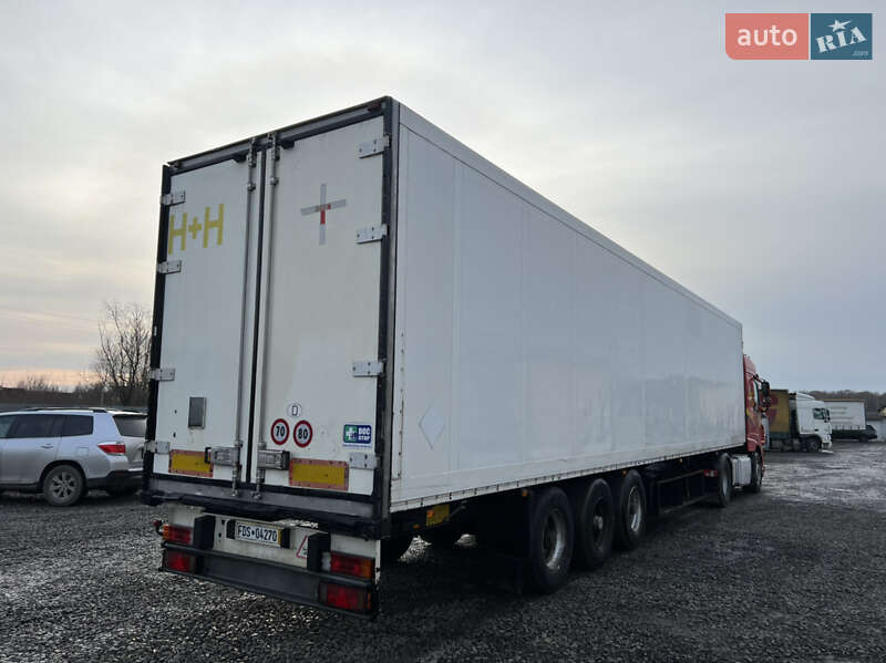 Изотермическая будка Schmitz Cargobull SAF 2000 в Ковеле