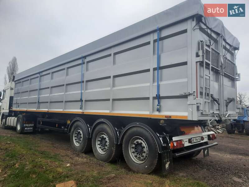 Самосвал полуприцеп Schmitz Cargobull SAF 2003 в Криничках