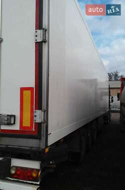Рефрижератор Schmitz Cargobull SAF 2004 в 