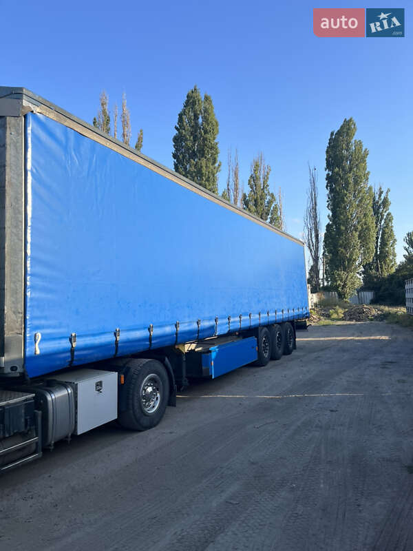 Бортовой полуприцеп Schmitz Cargobull SAF 2008 в 