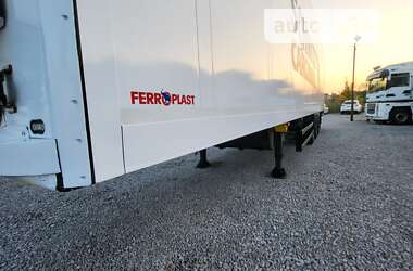 Рефрижератор напівпричіп Schmitz Cargobull SAF 2010 в 