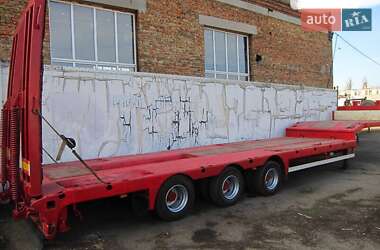 Низкорамная платформа Schmitz Cargobull SAF 2008 в 