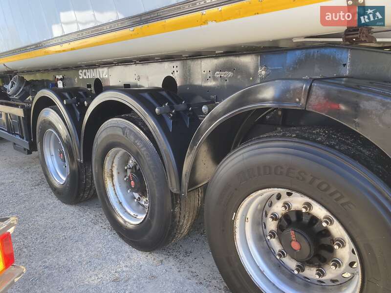 Самосвал полуприцеп Schmitz Cargobull SAF 2010 в Черновцах фото 5 Самосвал полуприцеп Schmitz Cargobull SAF 2010 в Черновцах