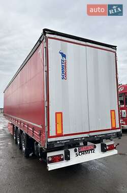 Тентованный борт (штора) - полуприцеп Schmitz Cargobull SAF 2012 в 