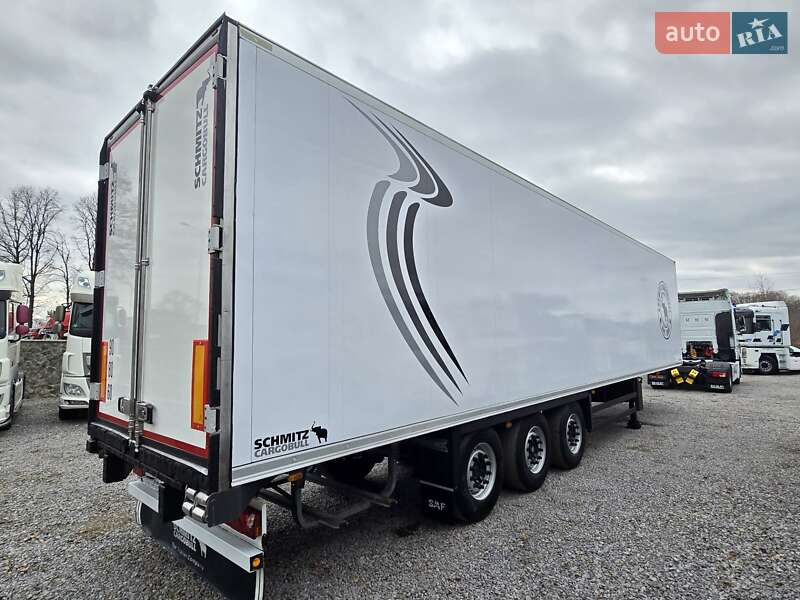 Рефрижератор полуприцеп Schmitz Cargobull SAF 2011 в Виннице