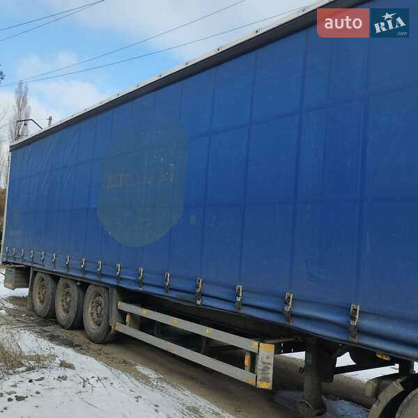 Тентованный борт (штора) - полуприцеп Schmitz Cargobull SAF 2005 в 
