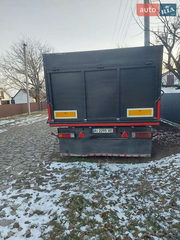 Борт Schmitz Cargobull SAF 1998 в Жашківу