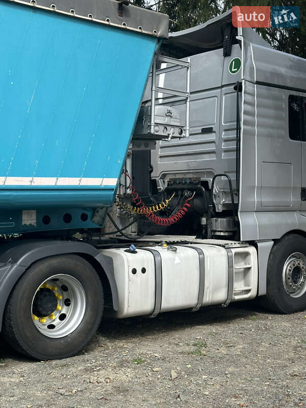 Самосвал полуприцеп Schmitz Cargobull SAF 2007 в Умани