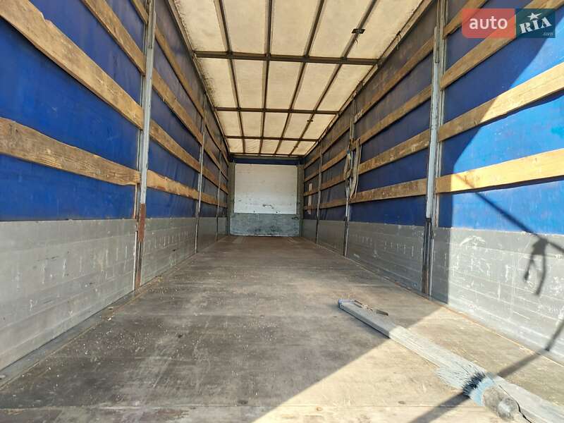 Тентований борт (штора) - напівпричіп Schmitz Cargobull SAF 2005 в Березані