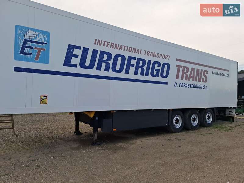 Рефрижератор Schmitz Cargobull SAF 2004 в Иршаве