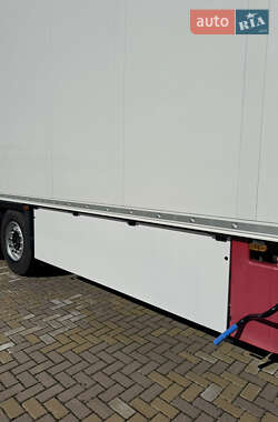 Рефрижератор полуприцеп Schmitz Cargobull SAF 2013 в 