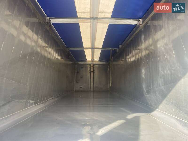 Самоскид напівпричіп Schmitz Cargobull SAF 2008 в Вінниці