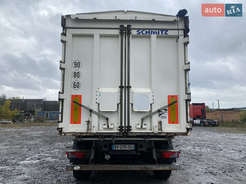 Самоскид напівпричіп Schmitz Cargobull SAF 2008 в Вінниці