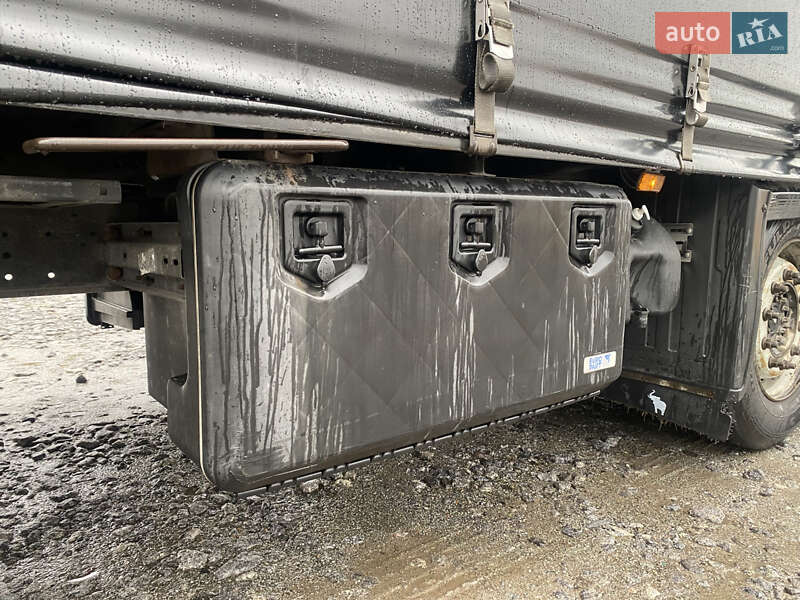 Тентований борт (штора) - напівпричіп Schmitz Cargobull SAF 2015 в Вінниці