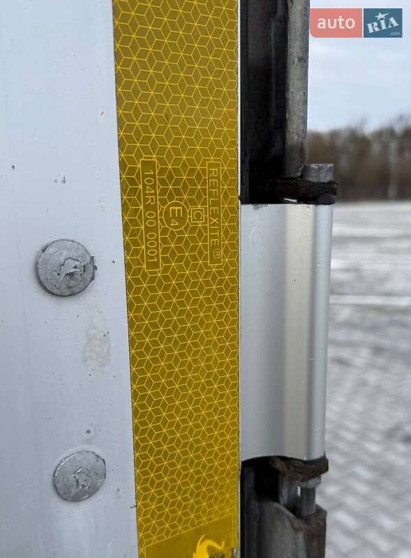 Тентованный борт (штора) - полуприцеп Schmitz Cargobull SAF 2015 в Дубно фото 22 Тентованный борт (штора) - полуприцеп Schmitz Cargobull SAF 2015 в Дубно