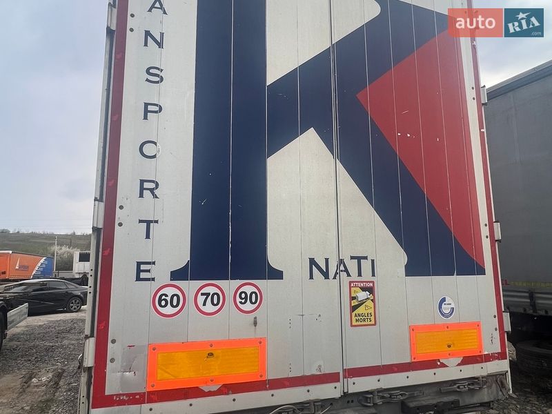 Тентованный борт (штора) - полуприцеп Schmitz Cargobull SAF 2013 в Ужгороде