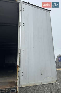 Фургон напівпричіп Schmitz Cargobull SCB S3B 2013 в 