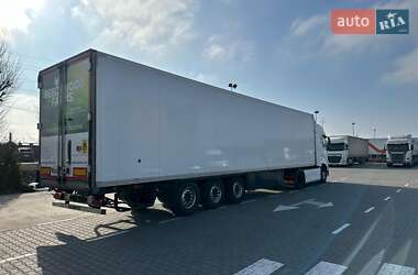 Рефрижератор полуприцеп Schmitz Cargobull SCB S3B 2015 в 