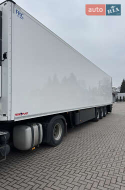 Рефрижератор напівпричіп Schmitz Cargobull SCB S3B 2017 в 