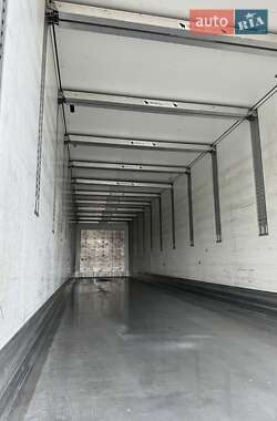 Рефрижератор полуприцеп Schmitz Cargobull SCB S3B 2012 в 
