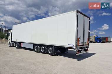 Рефрижератор полуприцеп Schmitz Cargobull SCB S3B 2012 в 