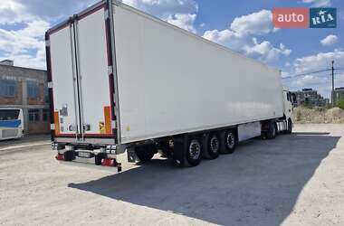Рефрижератор полуприцеп Schmitz Cargobull SCB S3B 2012 в 