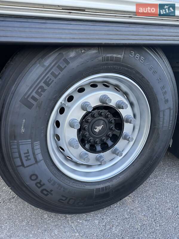 Рефрижератор напівпричіп Schmitz Cargobull SCB S3B 2017 в Бродах фото 32 Рефрижератор напівпричіп Schmitz Cargobull SCB S3B 2017 в Бродах