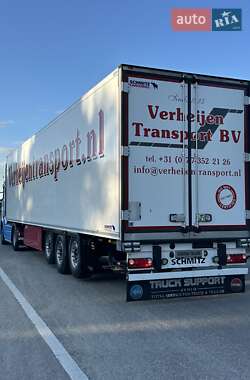 Рефрижератор полуприцеп Schmitz Cargobull SCB S3B 2017 в Бродах