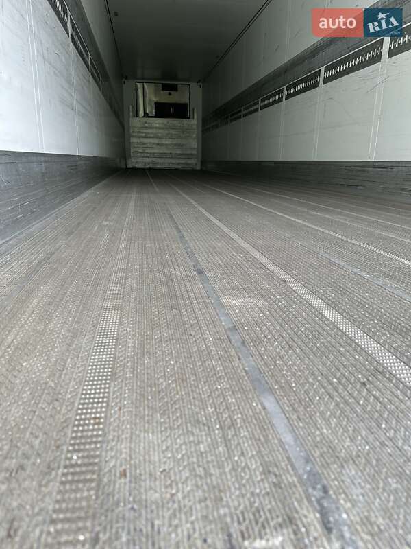 Рефрижератор напівпричіп Schmitz Cargobull SCB S3B 2017 в Бродах фото 64 Рефрижератор напівпричіп Schmitz Cargobull SCB S3B 2017 в Бродах