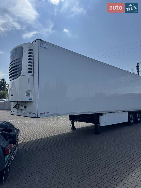 Рефрижератор напівпричіп Schmitz Cargobull SCB S3B 2019 в Вінниці