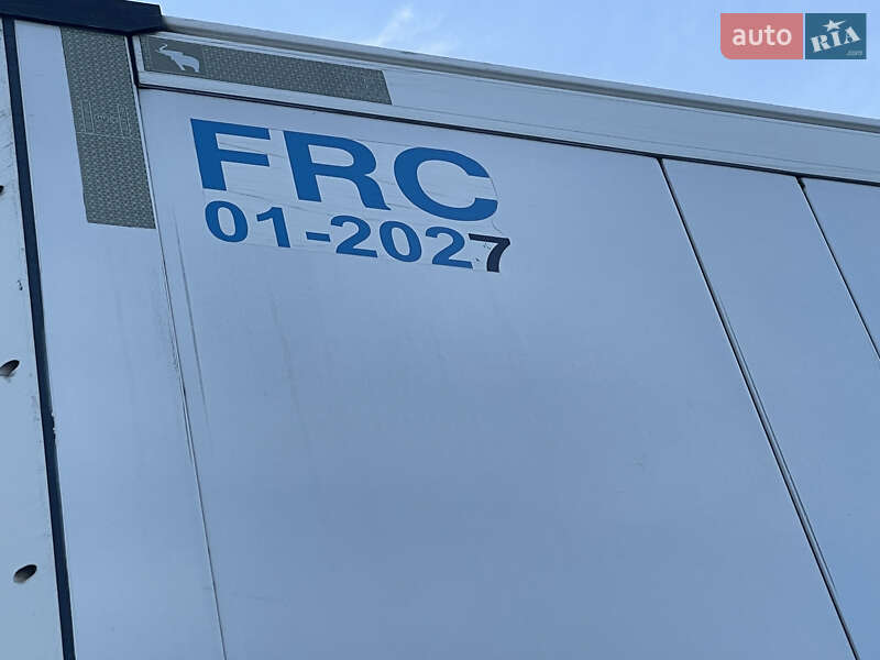 Рефрижератор полуприцеп Schmitz Cargobull SCB S3B 2015 в Ровно